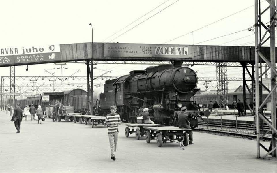 Glavni kolodvor - Trnjanski pješački nathodnik 1972. godine